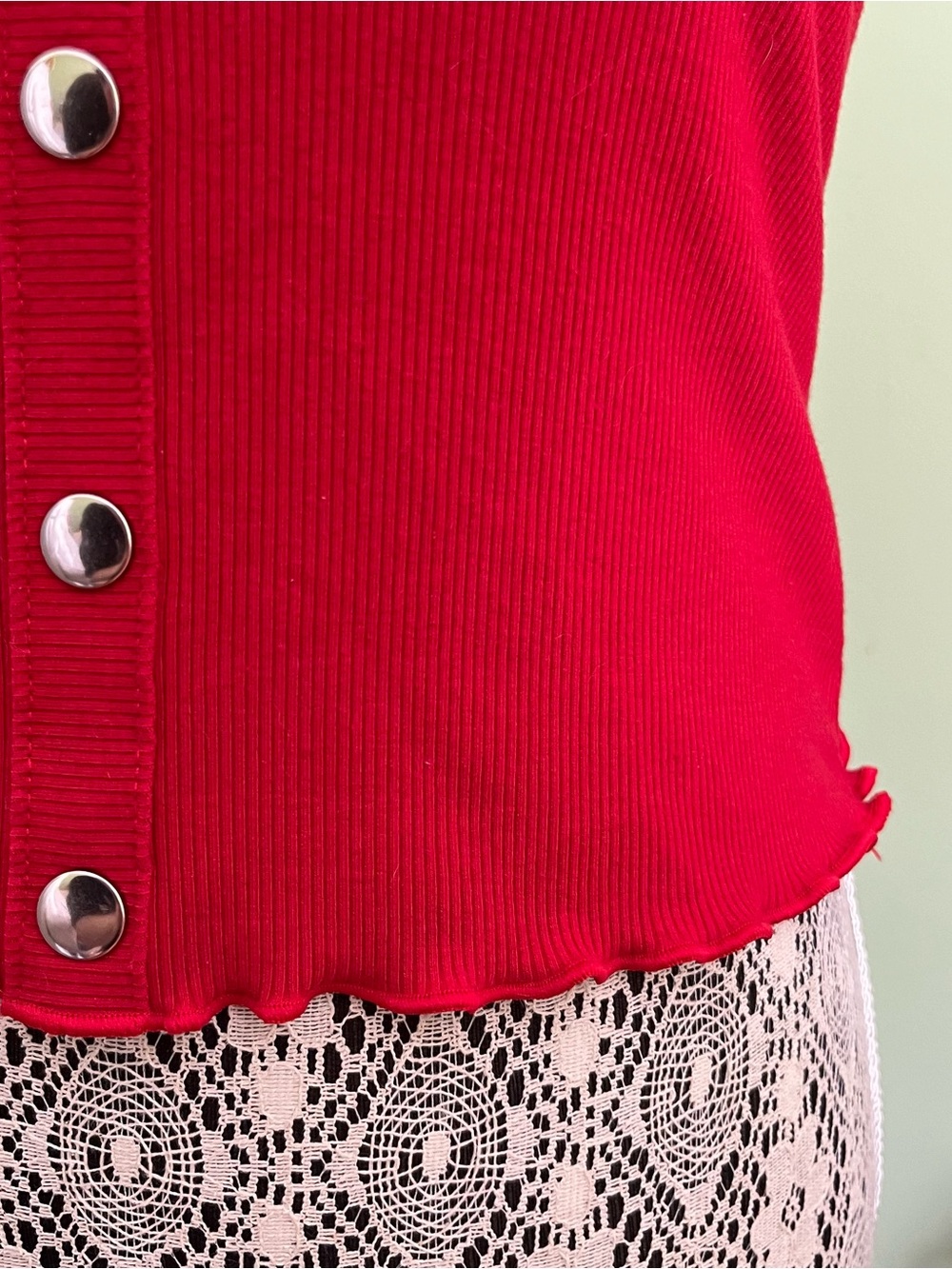 GUESS Lettuce Trim Button-Front Ribbed Tank Top - Picture 6 of 9